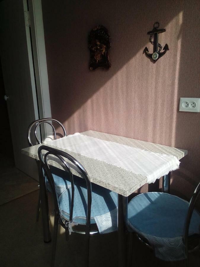 Spordi Apartment Narva Buitenkant foto
